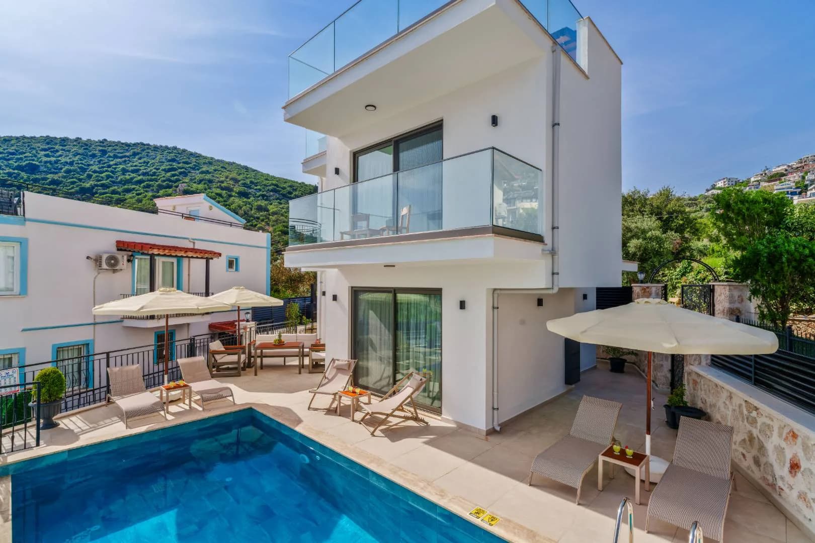Kalkan Kızıltaş'ta Doğa Manzaralı, Özel Havuzlu, Lüks Villa görsel 1