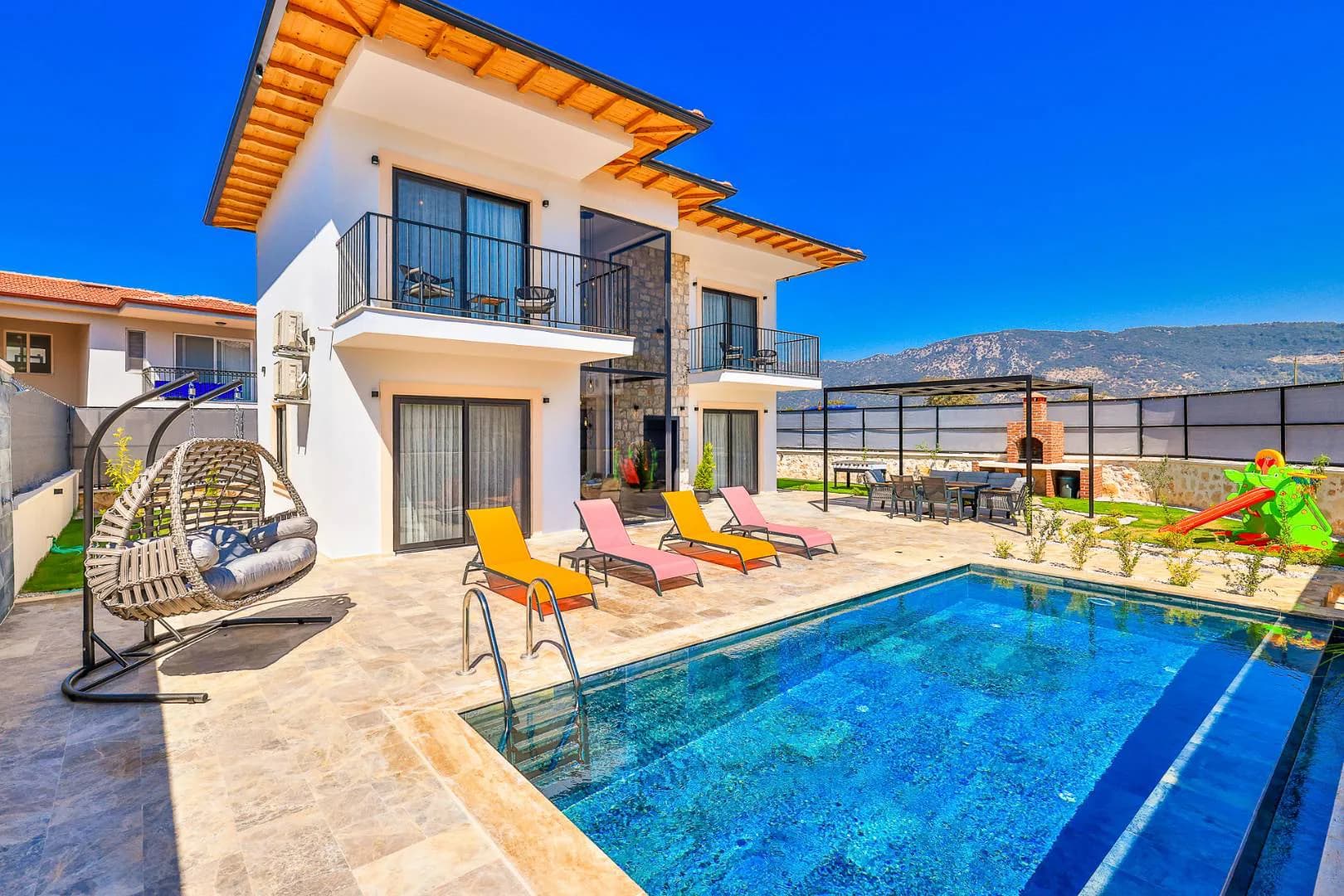 Kaş Andifli'de Muhteşem Orman Manzaralı, Özel Havuzlu, Kiralık Villa görsel 1