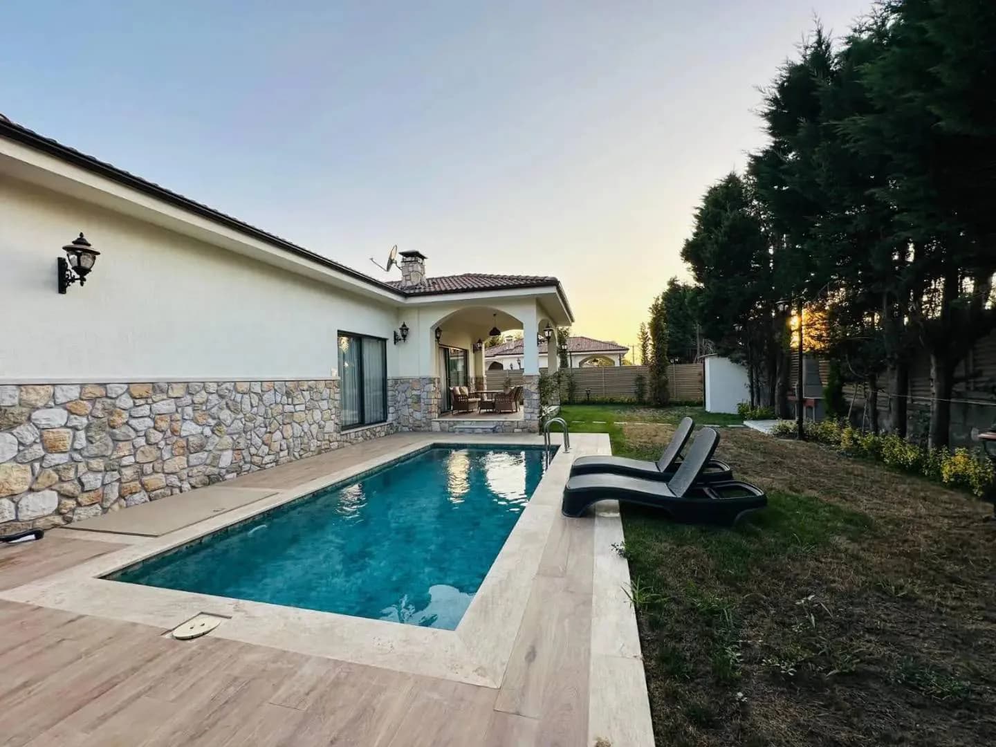 Sapanca Kırkpınar'da Doğa İçerisinde, Isıtmalı Havuzlu, 2+1 Villa görsel 2