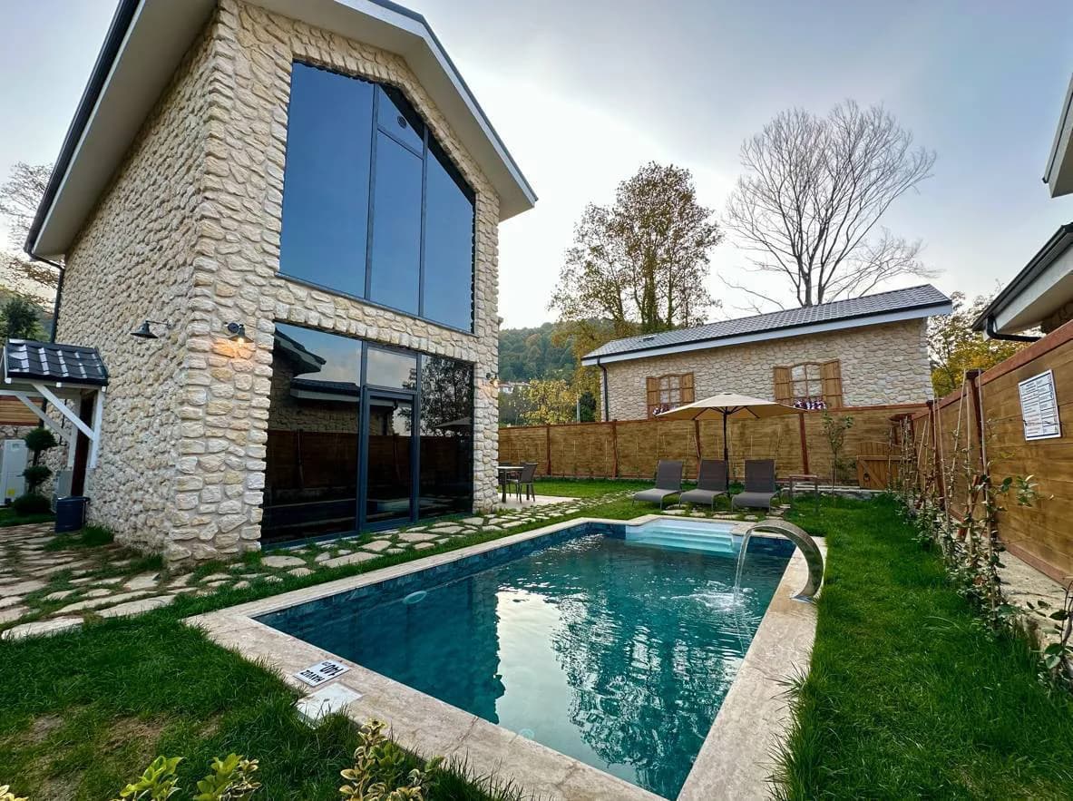 Sapanca Yanık'ta Tesis İçerisinde, Özel Havuzlu, Saunalı Villa görsel 2