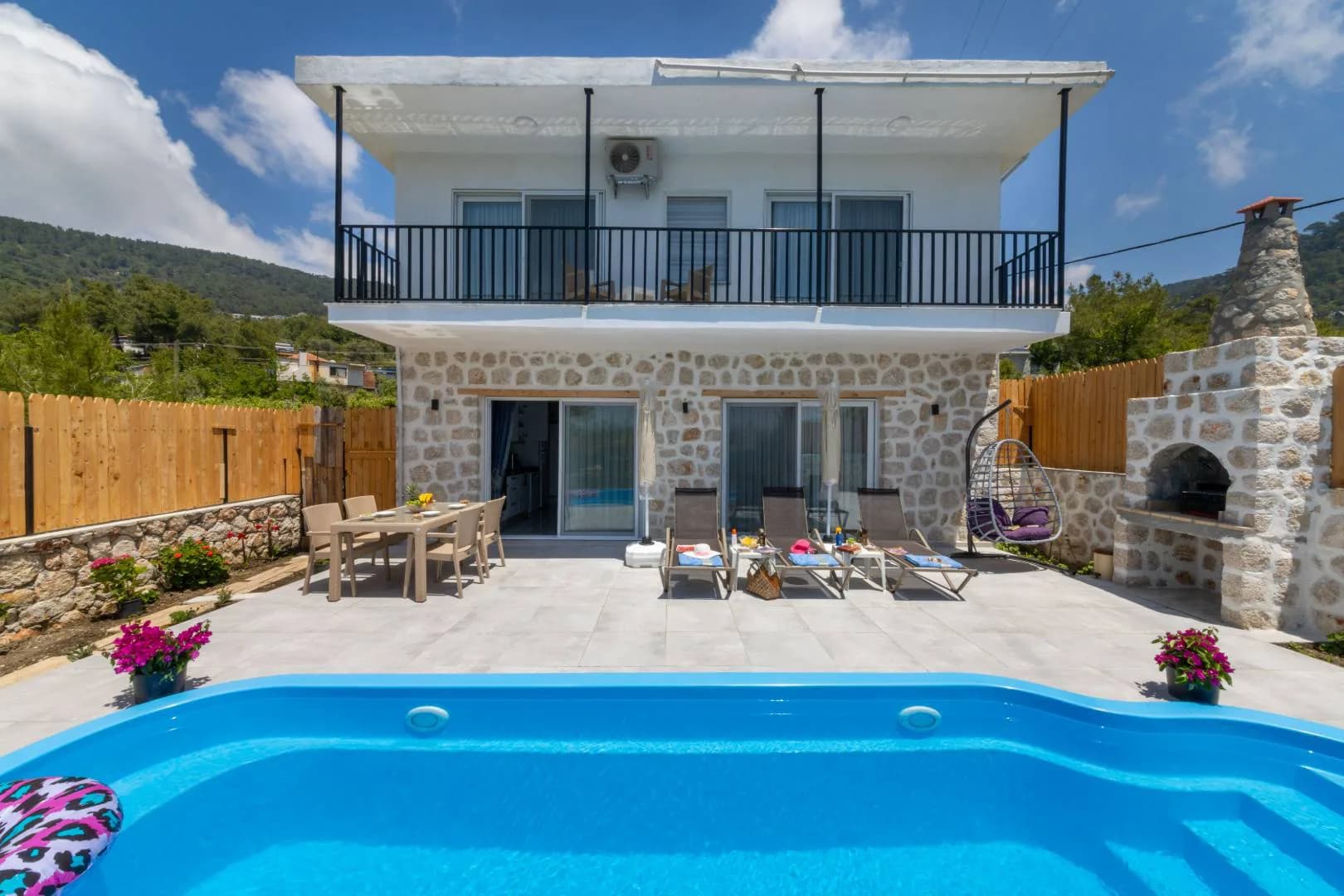 Kaş İslamlar'da Sakin Konumda, Özel Havuzlu, Kiralık Villa görsel 3