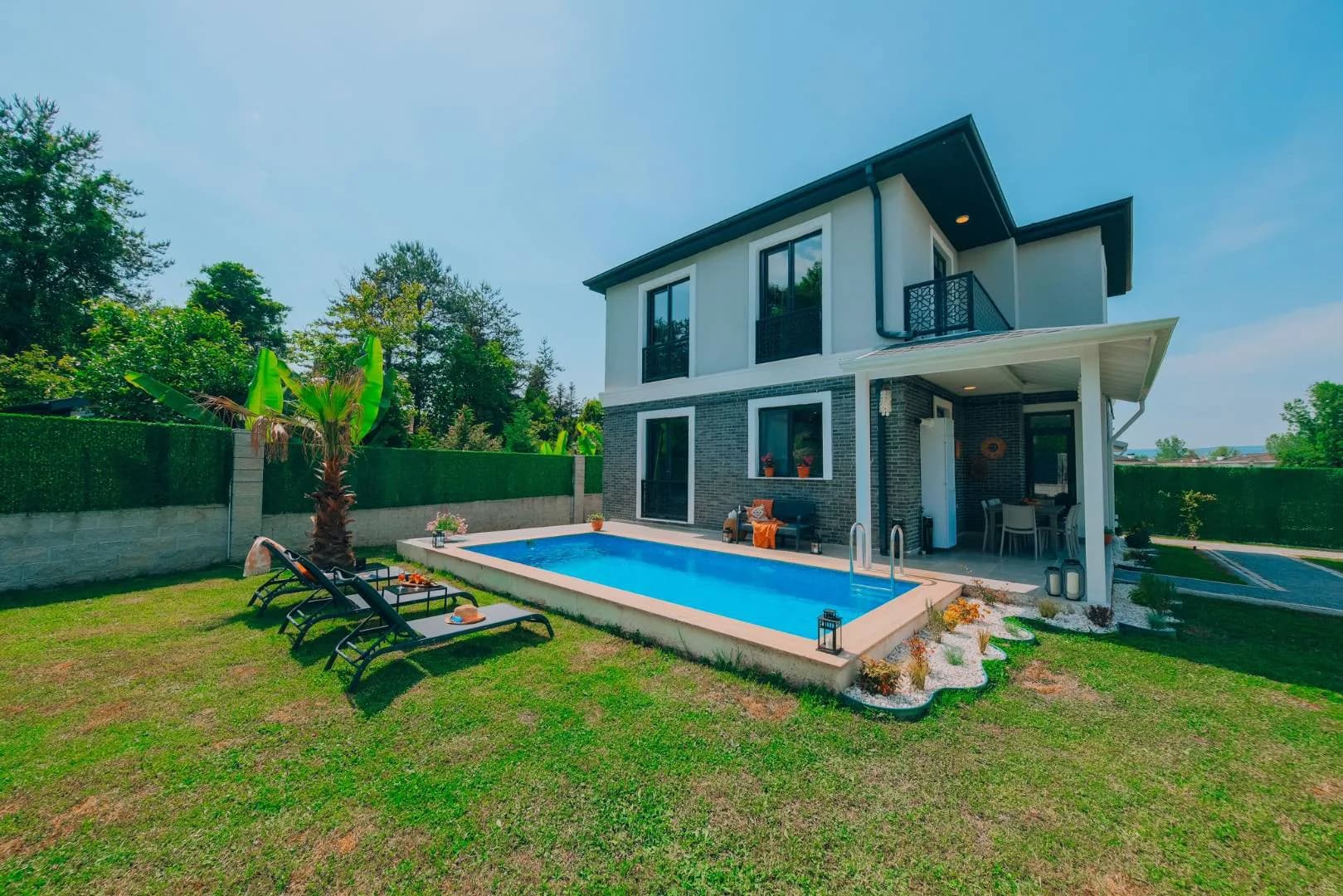 Sapanca Kırkpınar'da Sakin Konumda, Isıtmalı Havuzlu, Bahçeli Villa görsel 3