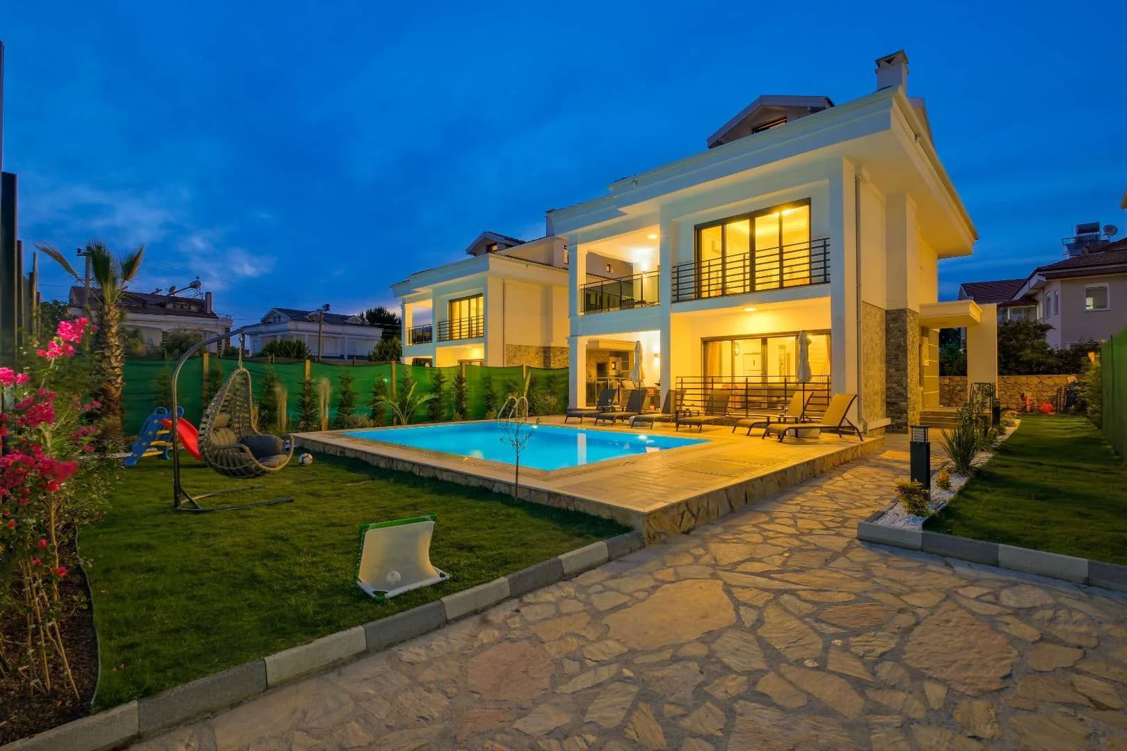 Muğla Fethiye'de Aile Gruplarına Uygun, Özel Havuzlu, Kiralık Villa görsel 3