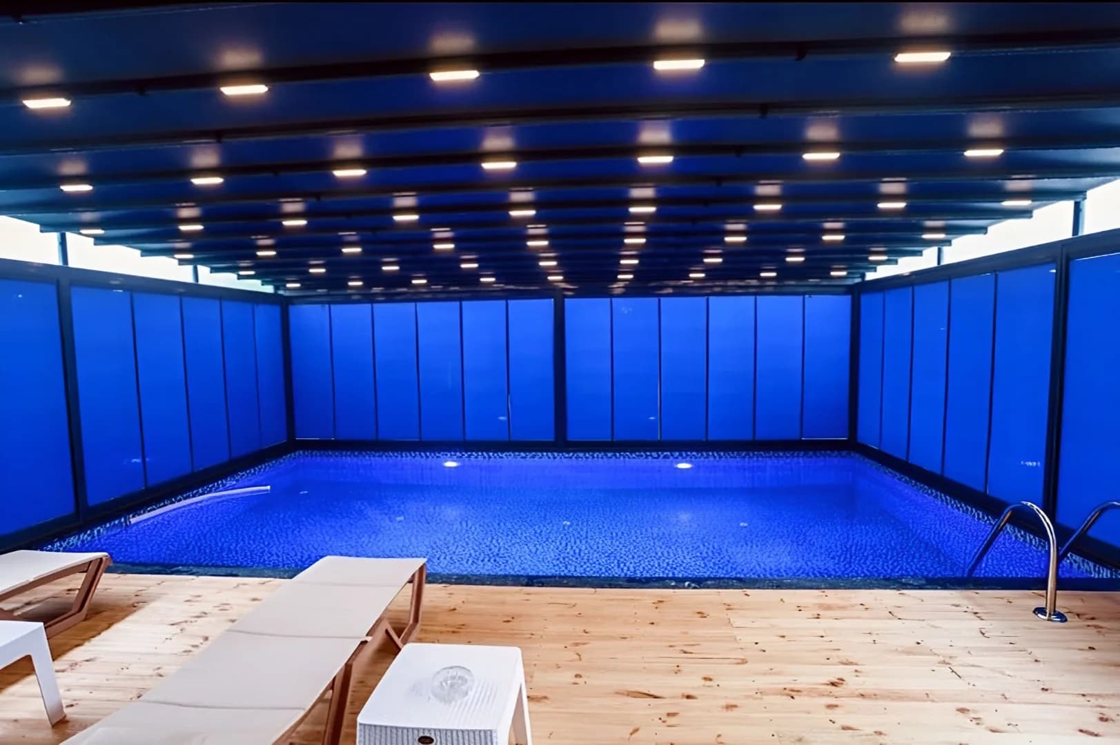 Sapanca Kırkpınar'da Sakin Konumda, Kapalı Havuzlu, Kiralık Villa görsel 3