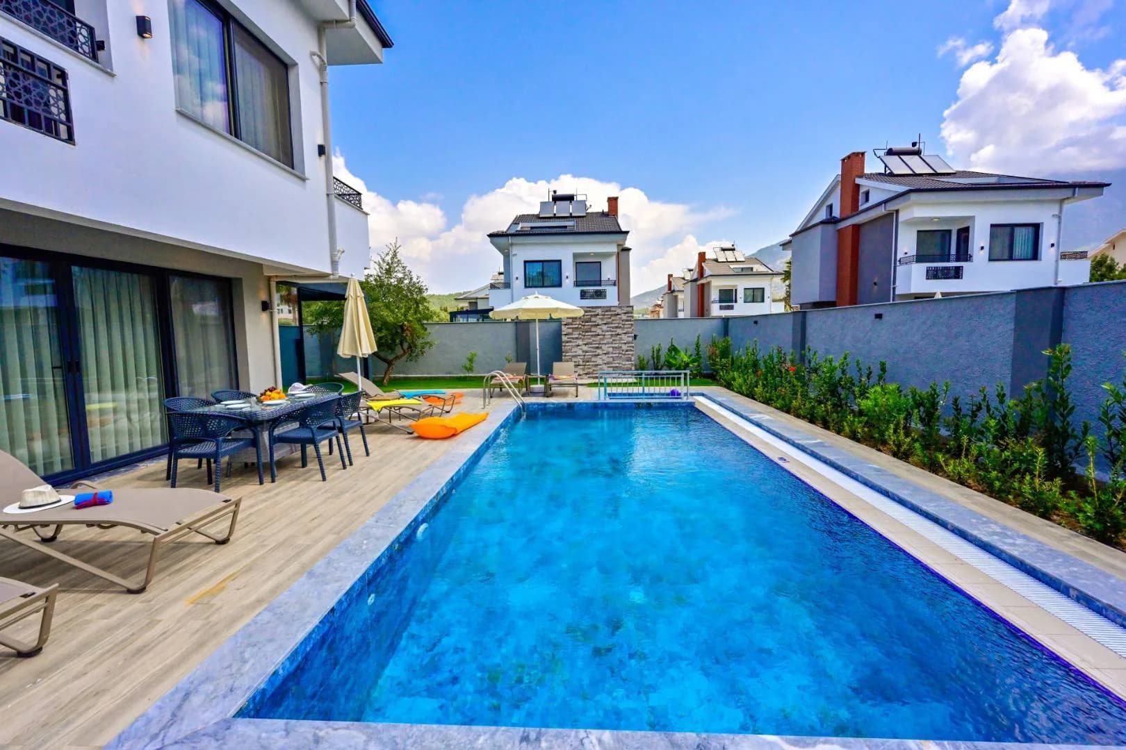 Ölüdeniz'de Kalabalık Ailelere Uygun, Özel Havuzlu, Kiralık Villa görsel 2