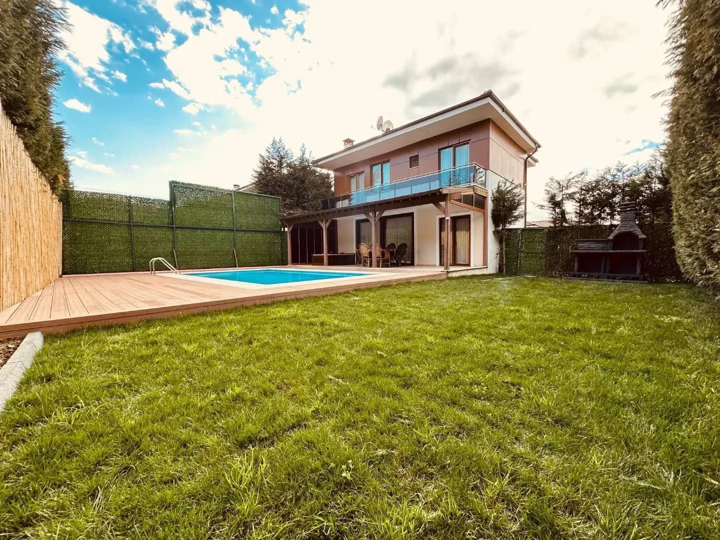 Sapanca Kırkpınar'da Muhteşem Doğada, Isıtmalı Özel Havuzlu, Kiralık Villa görsel 1
