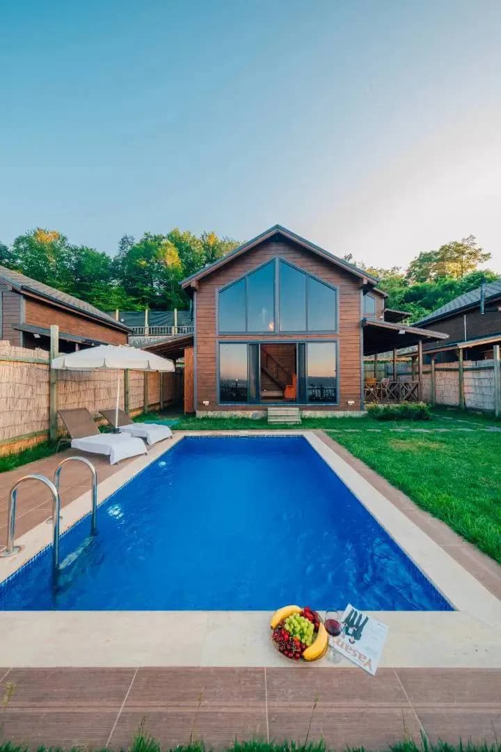 Sapanca Uzunkum'da Modern Tasarımlı, Özel Havuzlu, Ferah Bungalov görsel 2
