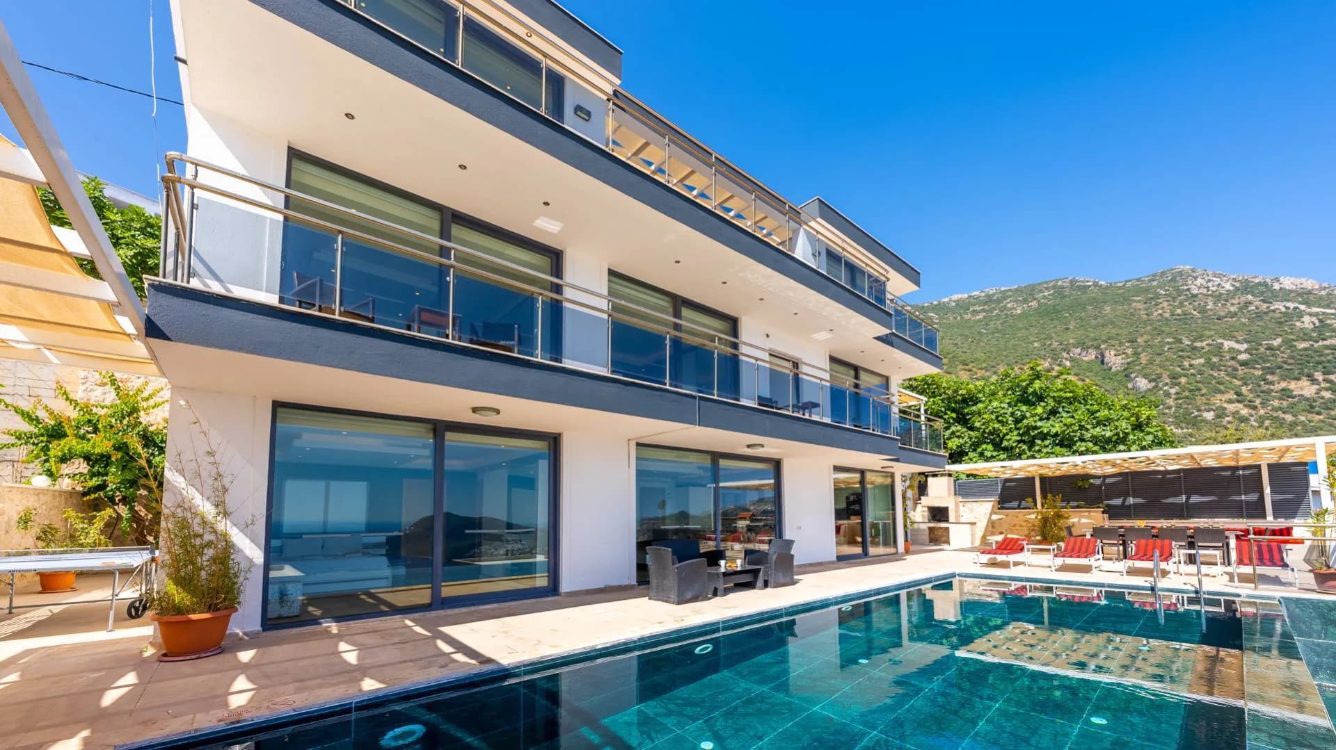 Kaş İslamlar'da Göz Alıcı Deniz Manzaralı, Özel Havuzlu, Kiralık Villa görsel 3