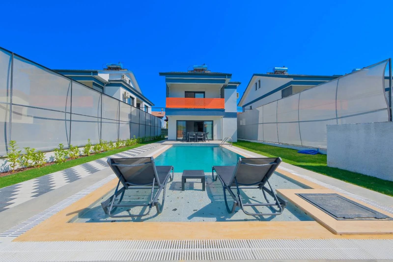 Fethiye Çiftlik'te Denize Yakın, Özel Havuzlu, Modern Villa görsel 1