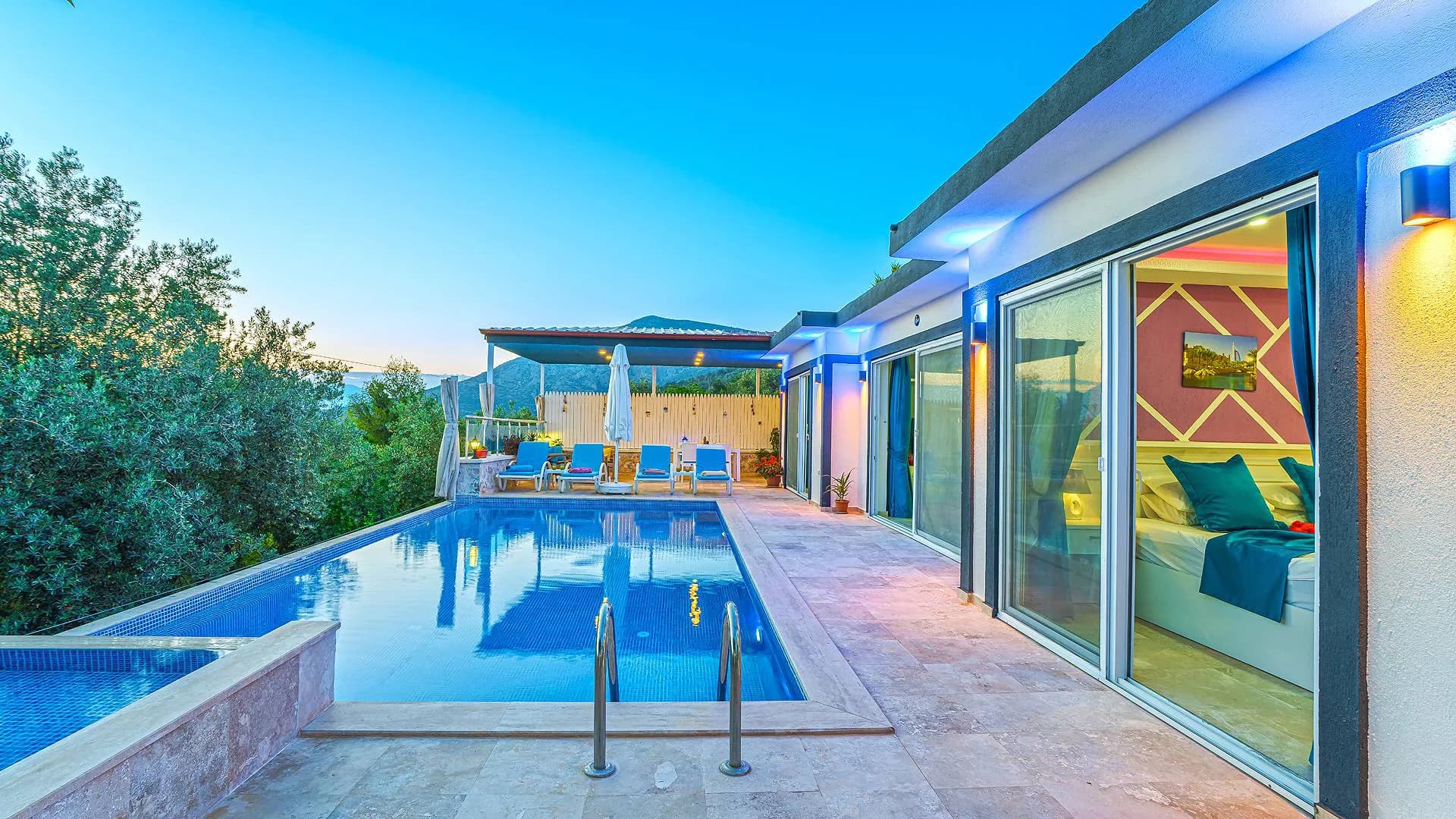 Kaş Üzümlü'de Doğa İle İç İçe, Özel Havuzlu, 2+1 Villa görsel 2