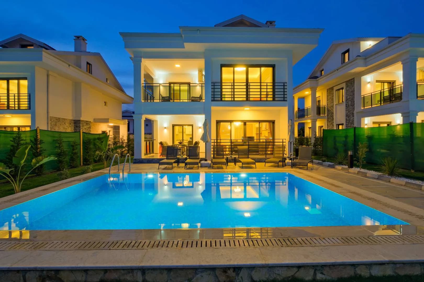 Fethiye Babataşı'nda Modern Tasarımlı, Özel Havuzlu, Lüks Villa görsel 2