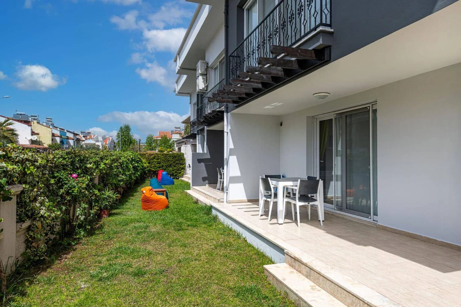 Fethiye Akarca'da Muhteşem Doğada, Ortak Havuzlu, Modern Apart görsel 2