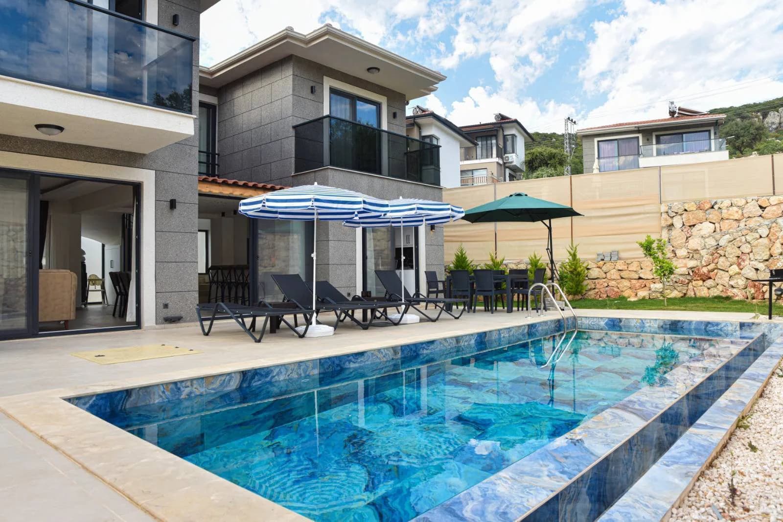 Kaş Andifli'de Sakin Konumda, Özel Havuzlu, Modern Villa görsel 2
