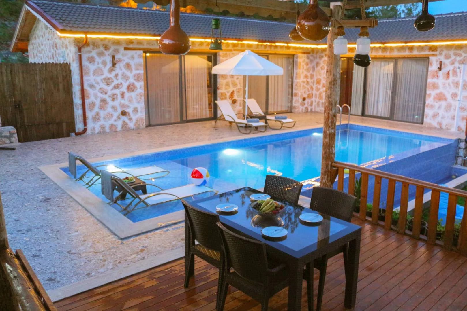 Kaş Sarıbelen'de Taş Mimarili, Özel Havuzlu, Jakuzili Villa görsel 2