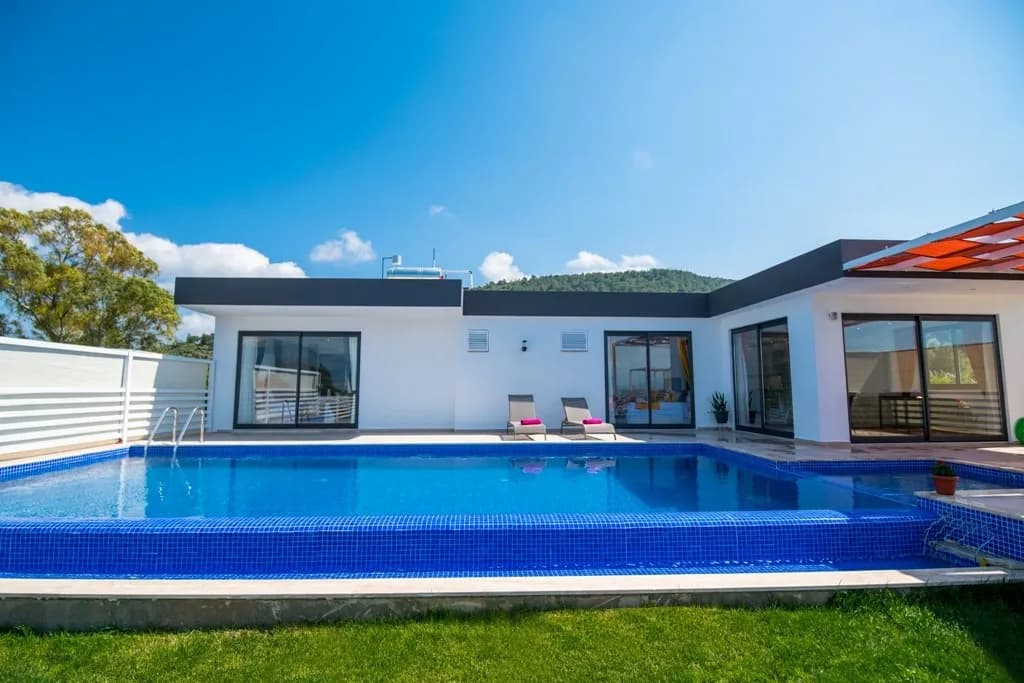 Kalkan Patara'da Doğayla İç İçe, Açık ve Kapalı Havuzlu, Bahçeli Villa görsel 3
